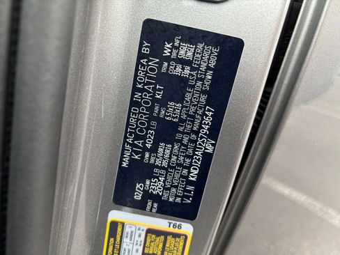 Used 2025 Kia Soul LX w/ LX Technology Package image 22