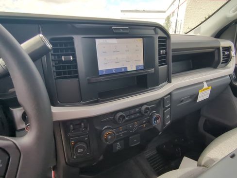 New 2025 Ford F250 XL w/ FX4 Off-Road Package image 16