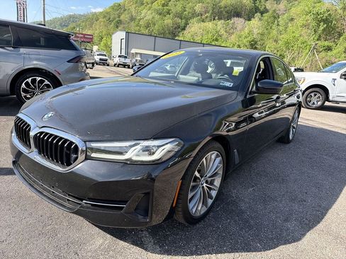 Used 2022 BMW 530i xDrive w/ Premium Package AWD/4WD image 10