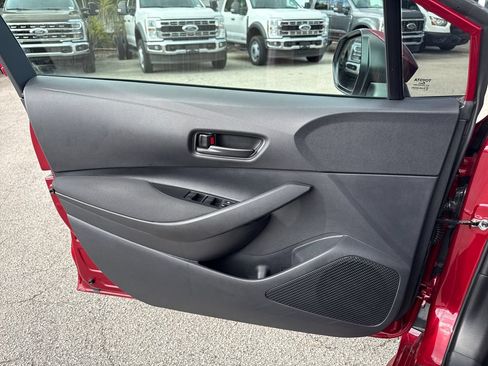 Used 2026 Toyota Corolla LE FWD image 13