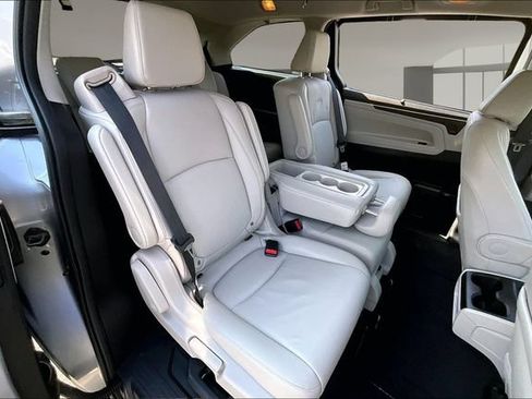 Used 2025 Honda Odyssey EX-L image 21