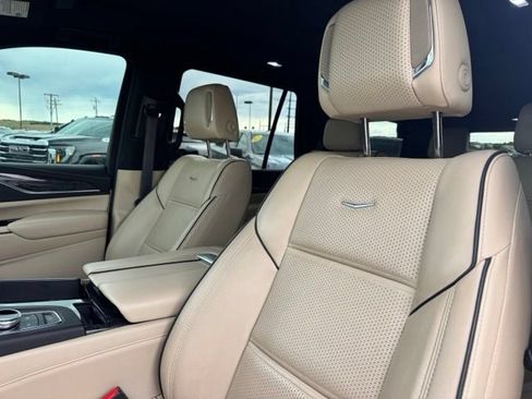 Certified 2021 Cadillac Escalade Premium Luxury w/ Driver Assist Tech Package AWD/4WD image 13
