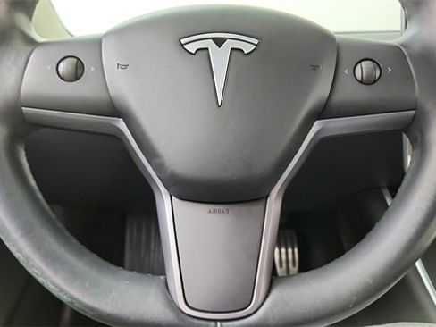 Used 2019 Tesla Model 3 Standard Range Plus image 39