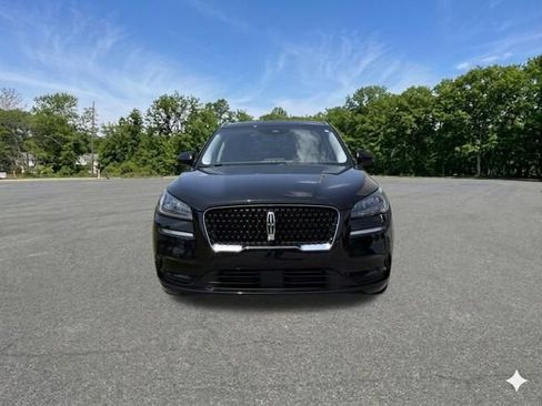 Used 2022 Lincoln Corsair AWD w/ Premium Package image 3