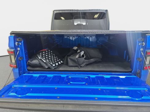 Used 2022 Jeep Gladiator Sport AWD/4WD image 27