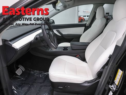 Used 2022 Tesla Model Y Performance AWD/4WD image 14