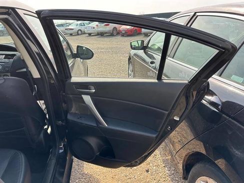 Used 2010 MAZDA MAZDA3 s Grand Touring FWD image 27