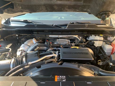 Used 2021 Chevrolet Silverado 2500 W/T w/ WT Convenience Package AWD/4WD image 9