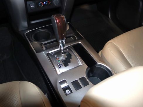 Used 2021 Toyota 4Runner Limited image 35