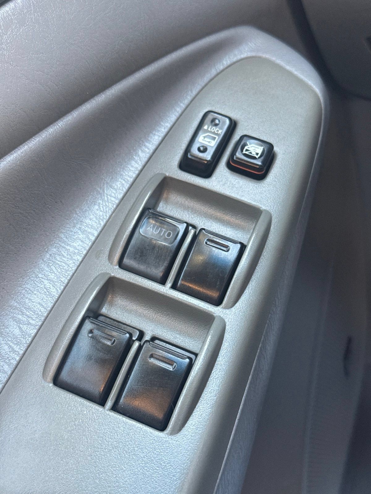 Used 2011 Toyota Tacoma PreRunner w/ TRD Sport Pkg w/JBL Audio RWD image 19