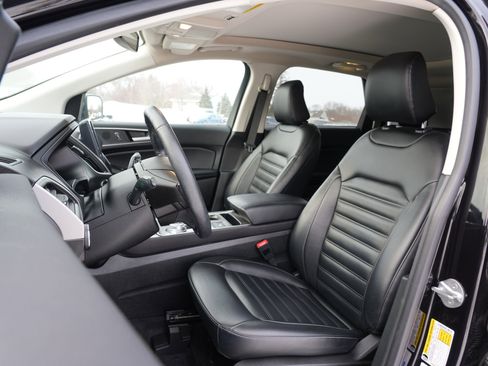 Used 2023 Ford Edge SEL w/ Convenience Package image 12