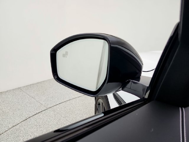 New 2026 Jaguar F-PACE R-Dynamic S AWD/4WD image 23