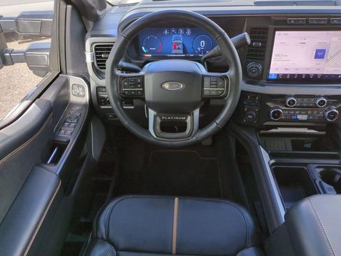 Used 2024 Ford F250 Platinum w/ FX4 Off-Road Package image 16