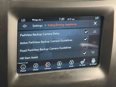 Used 2020 Jeep Cherokee Latitude Plus FWD image 31