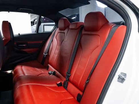 Used 2017 BMW M3 RWD image 21