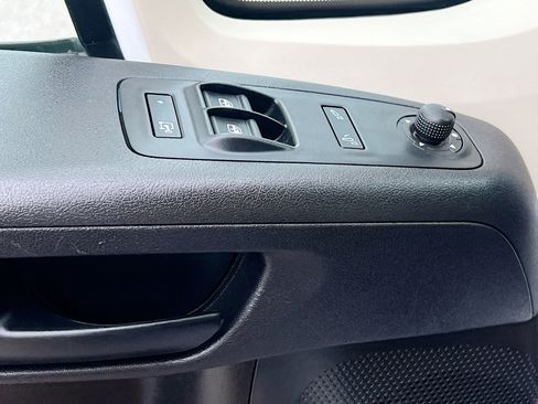 Used 2021 RAM ProMaster 3500 w/ Convenience Group image 16