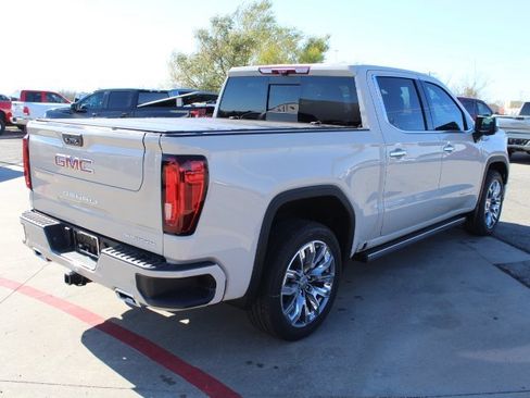 New 2026 GMC Sierra 1500 Denali w/ Denali Reserve Package image 5