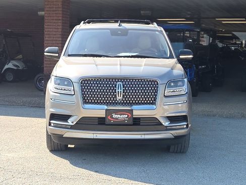 Used 2019 Lincoln Navigator L Reserve w/ Cargo Package image 2