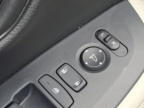 Certified 2024 Honda HR-V LX image 25