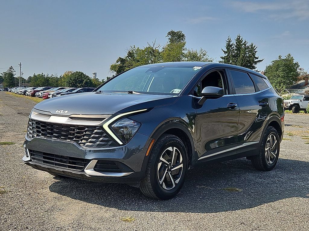 Certified 2023 Kia Sportage LX AWD/4WD image 3