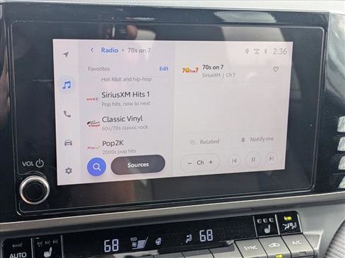 Used 2026 Toyota Camry SE w/ Convenience Package image 12