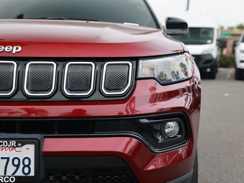 Used 2022 Jeep Compass Limited w/ Sun and Sound Group AWD/4WD image 5