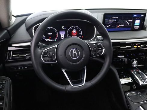 Used 2024 Acura MDX SH-AWD w/ Technology Package image 15