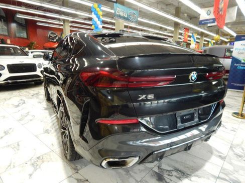 Used 2025 BMW X6 xDrive40i image 9