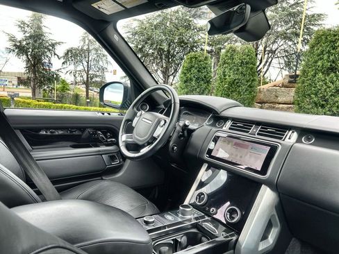 Used 2018 Land Rover Range Rover Supercharged AWD/4WD image 14