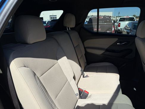 Used 2023 Chevrolet Traverse LS w/ Safety Package image 30