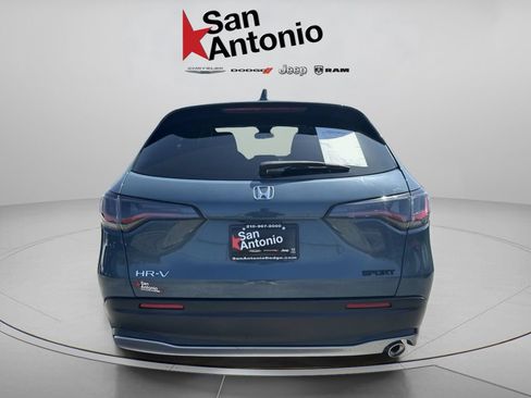 Used 2025 Honda HR-V Sport image 13