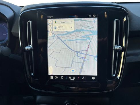 Certified 2022 Volvo C40 P8 Recharge Ultimate image 20