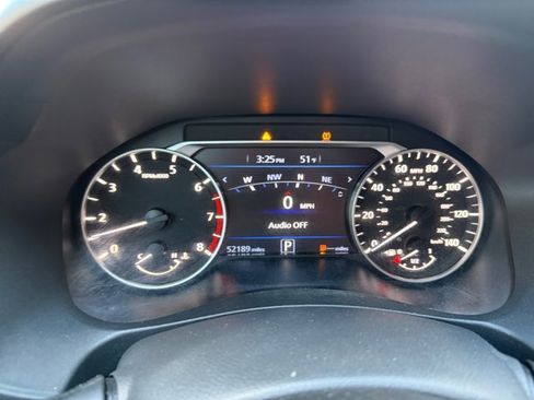 Used 2023 Nissan Altima 2.5 SR w/ SR Premium Package image 9