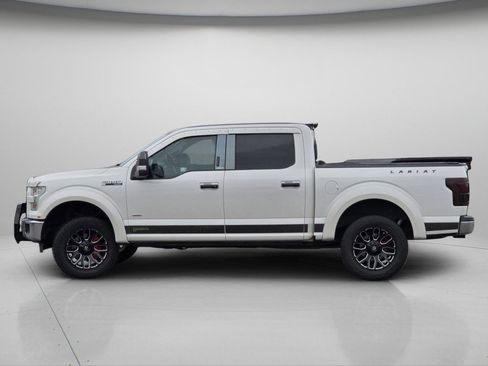 Used 2015 Ford F150 Lariat w/ Equipment Group 502A Luxury image 19