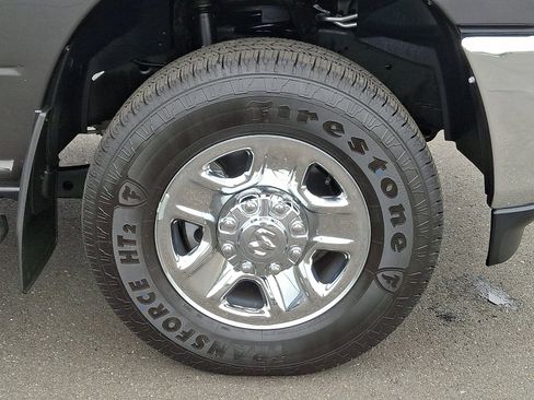 Certified 2024 RAM 2500 Tradesman w/ Chrome Appearance Group AWD/4WD image 8