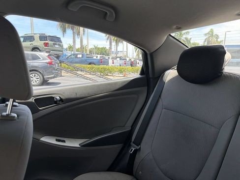 Used 2012 Hyundai Accent GLS w/ Premium Pkg 3 FWD image 13