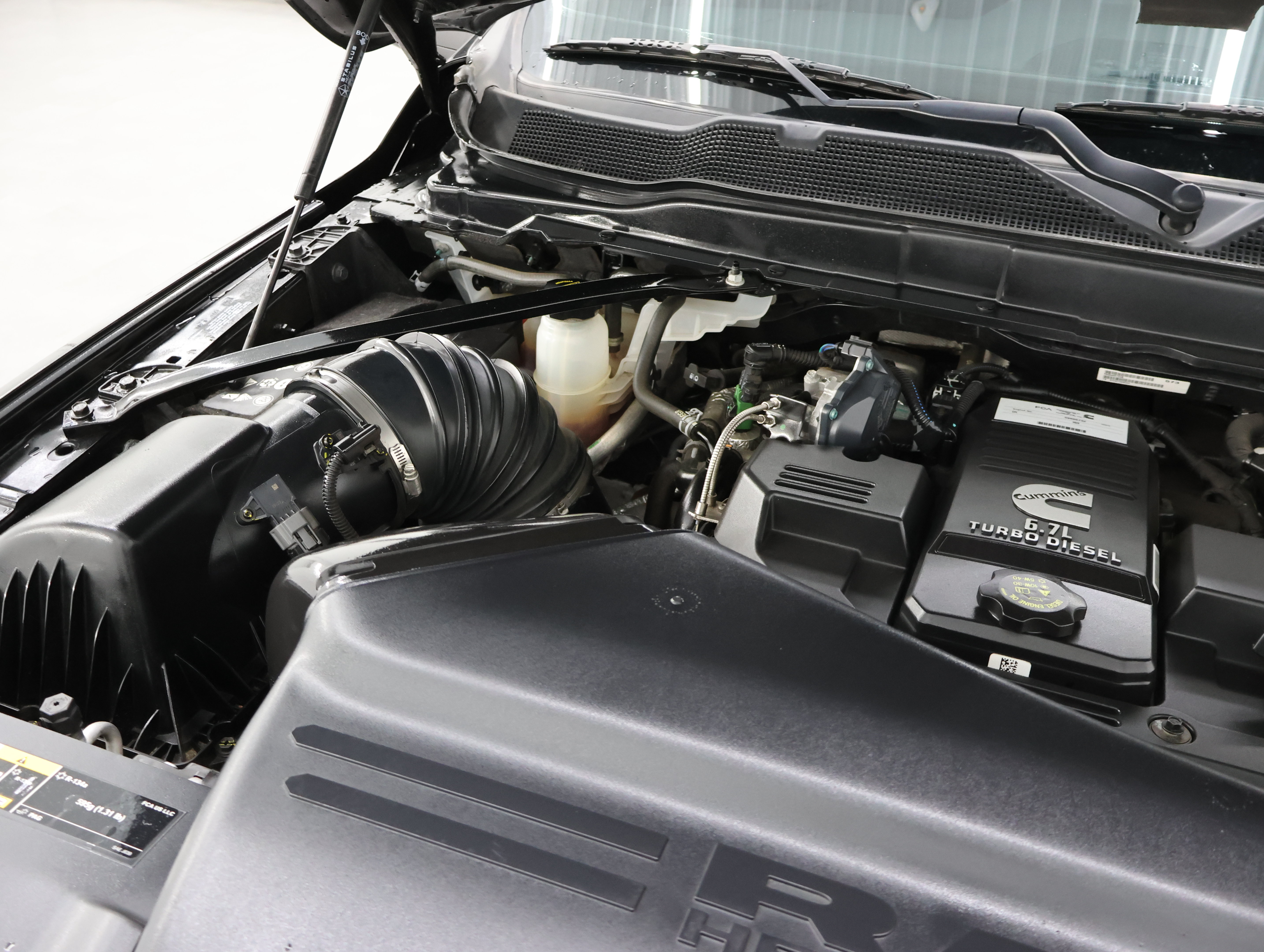 Used 2024 RAM 2500 Laramie AWD/4WD image 18