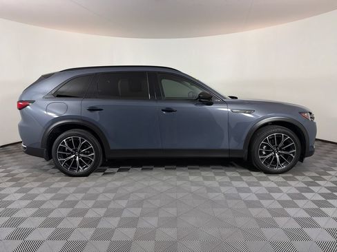 Used 2025 MAZDA CX-70 Plug-In Hybrid w/ Premium Pkg AWD/4WD image 2