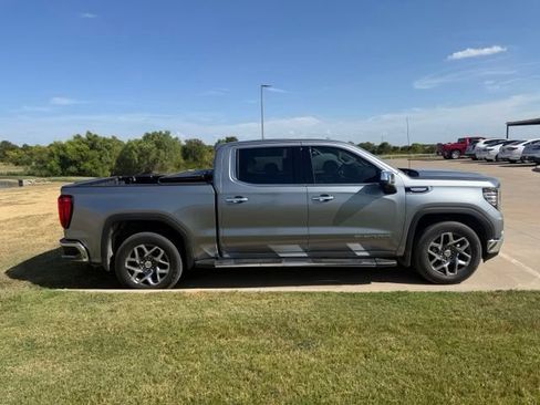 Used 2024 GMC Sierra 1500 SLT RWD image 4