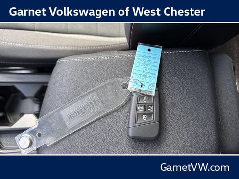 New 2026 Volkswagen Taos SE AWD/4WD image 9