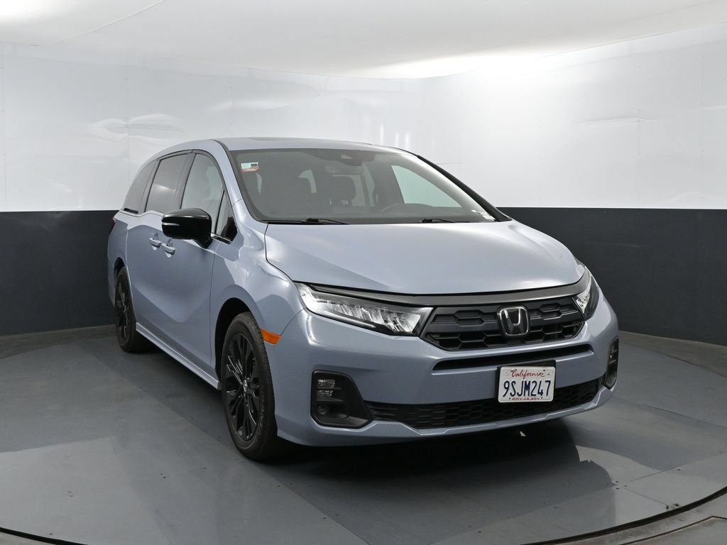 Used 2025 Honda Odyssey Sport-L image 3