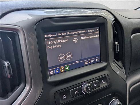 Used 2024 Chevrolet Silverado 1500 Custom image 20