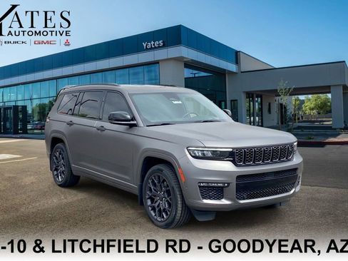 Used 2023 Jeep Grand Cherokee L Summit w/ Advanced Protech Group IV AWD/4WD image 1