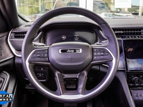 Used 2024 Jeep Grand Cherokee Limited 4xe image 13