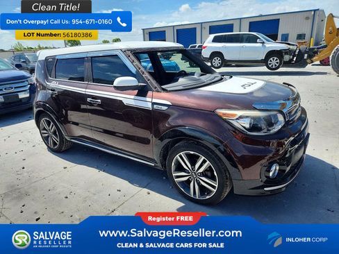 Used 2017 Kia Soul + FWD image 5