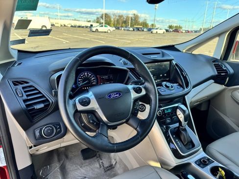 Used 2015 Ford C-MAX SEL w/ Equipment Group 302A image 9