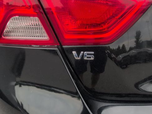 Used 2018 Chevrolet Impala LT FWD image 7