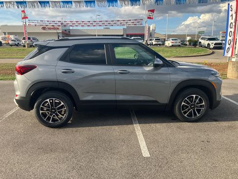 New 2026 Chevrolet TrailBlazer LT w/ Driver Confidence Package image 8