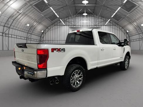 Used 2020 Ford F250 Lariat w/ Lariat Ultimate Package AWD/4WD image 6
