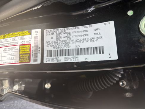 Used 2018 Toyota Tundra SR5 w/ TRD Off Road Package AWD/4WD image 30